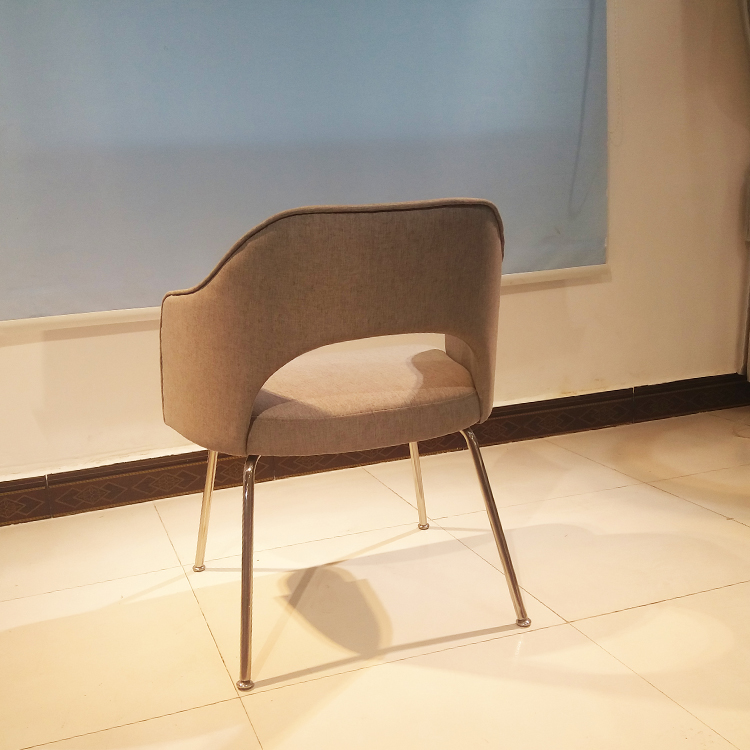 现货埃罗.沙里宁美国设计师餐椅 不锈钢电镀脚铁脚亚麻布 绒布休闲椅洽谈椅电脑椅