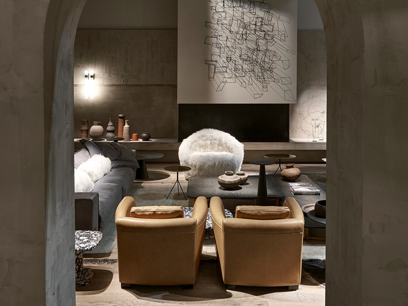 2019年 巴克斯特百特保拉·​纳沃内 意大利设计师家具 毛绒丝手持沙发椅 Paola Navone