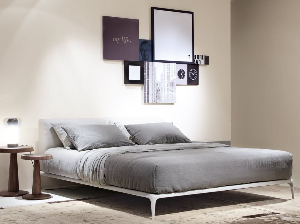 意大利波莉弗母 Designer Carlo Colombo  PARK  Bed 实木五金铁烤漆电镀床铺