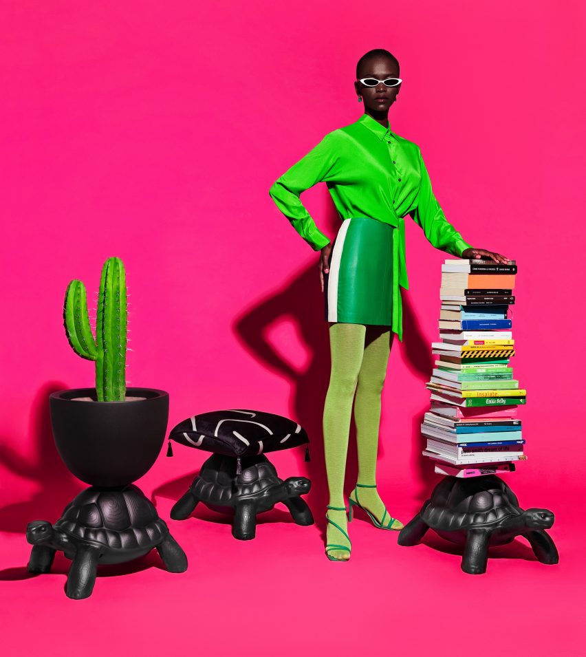 qeeboo-fashion-stefano-giovannoni-elena-iv-skaya_dezeen_2364_col_3-852x955.jpg
